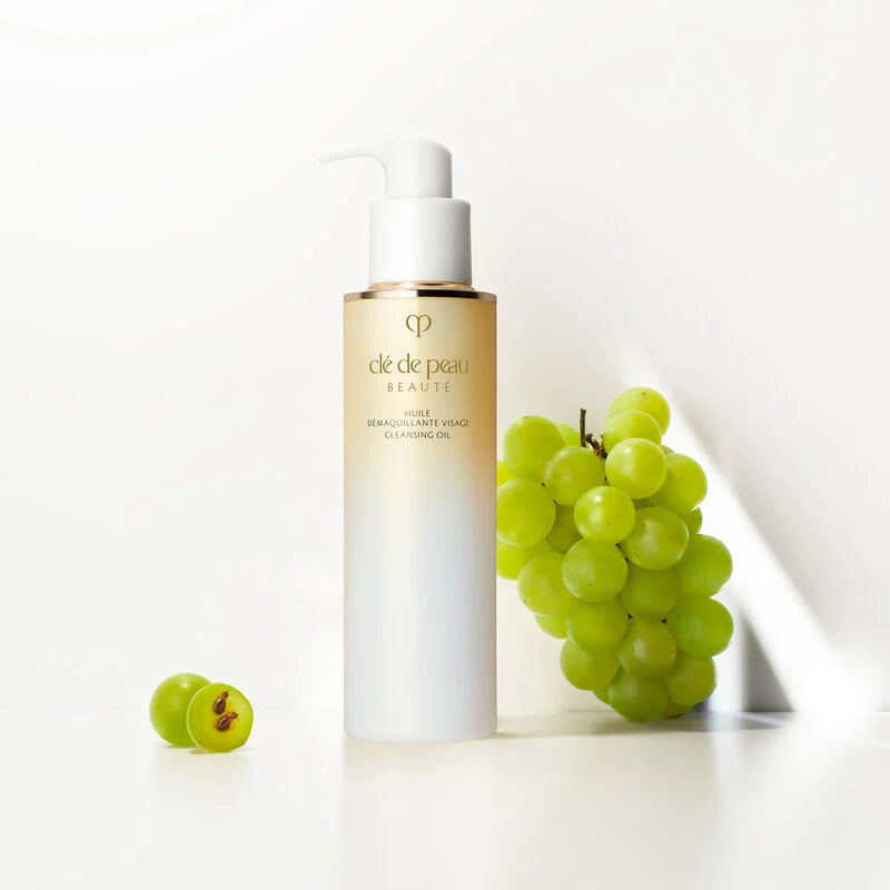CLE DE PEAU CLEANSING OIL 200ML/ 6.7 OZ
